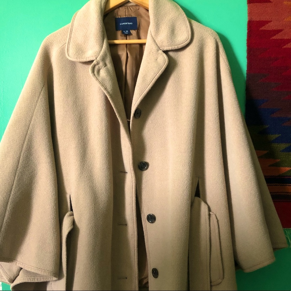 Stunning Lands’ End camel angora wool cape L-XL